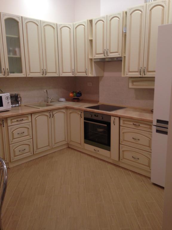 3 Rooms Apartments In The City Centr إلفيف المظهر الخارجي الصورة