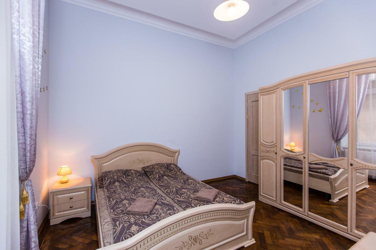 3 Rooms Apartments In The City Centr إلفيف المظهر الخارجي الصورة
