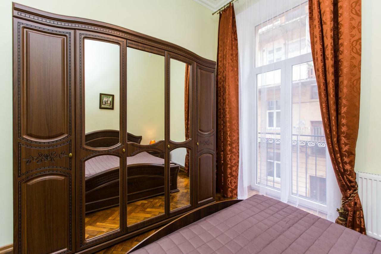 3 Rooms Apartments In The City Centr إلفيف المظهر الخارجي الصورة