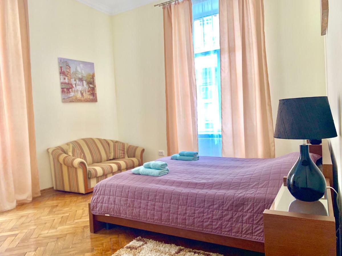 3 Rooms Apartments In The City Centr إلفيف المظهر الخارجي الصورة